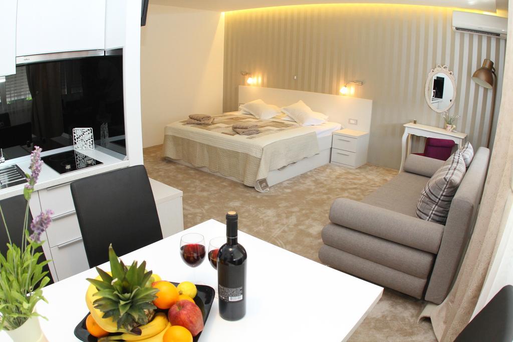 Studio Apartments Mirakul Split Ruang foto
