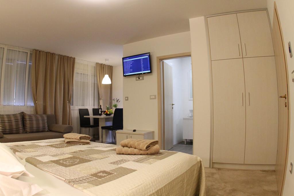 Studio Apartments Mirakul Split Ruang foto