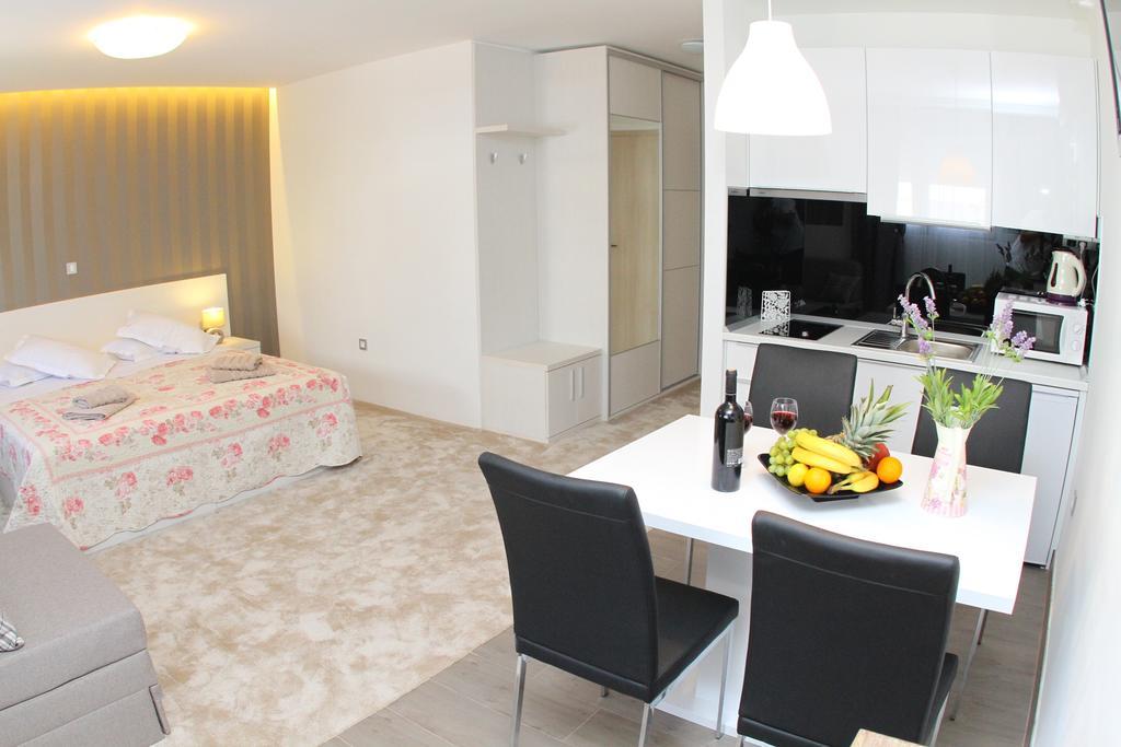 Studio Apartments Mirakul Split Ruang foto